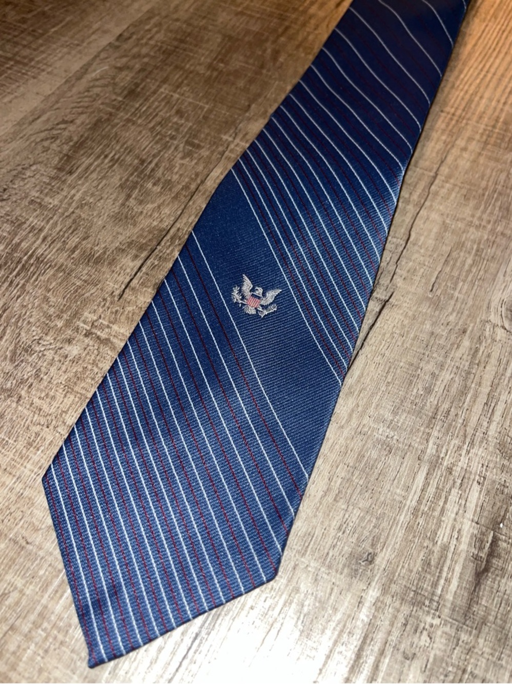 Made Exclusively for U.S. Congress Blue Necktie 100% Silk Eagle Crest USA EUC